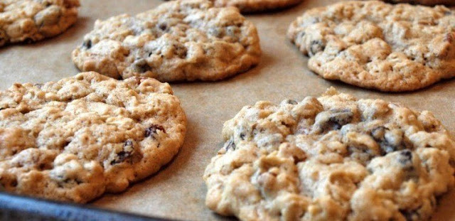 Easiest (and Healthiest) 3-Ingredients Cookies You’ll Ever Make