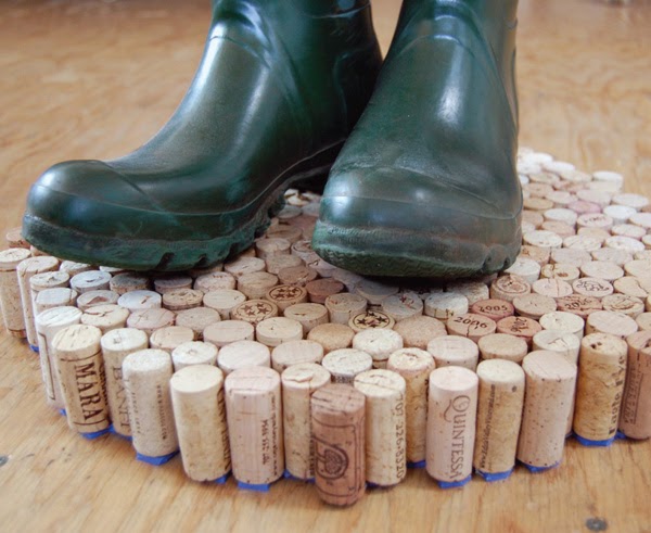 Alfombra de corchos con video tutorial ~ Solountip.com