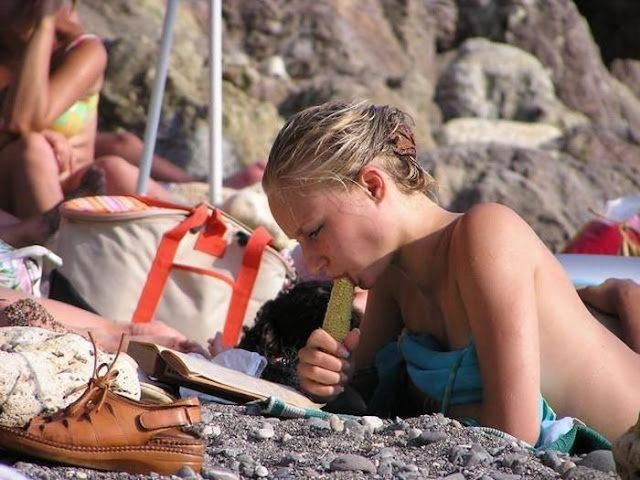 Funny girls photos Funny girls photos