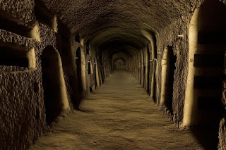 Catacomba antico cimitero sotterraneo, ricavato nel sottosuolo dove venivano posizionate le salme dei defunti