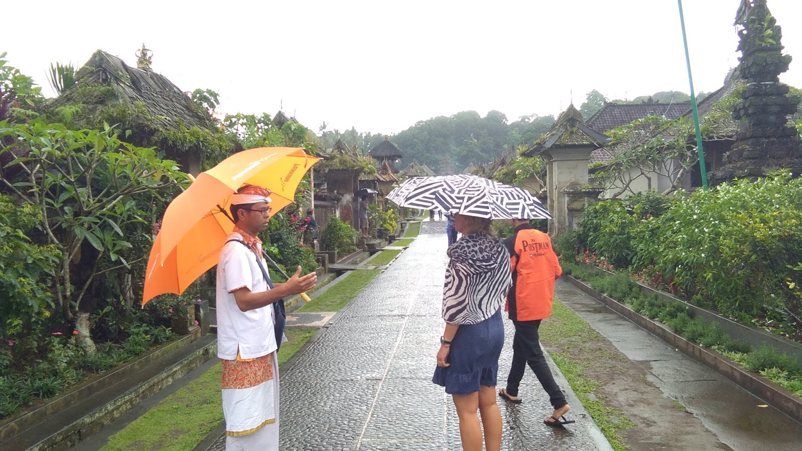 Sebutkan Keunikan Desa Trunyan Di Bali - Sebutkan Mendetail