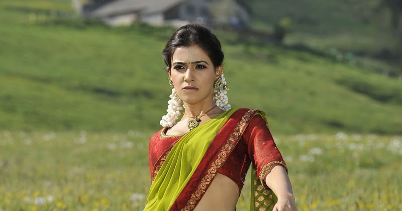 Samantha navel