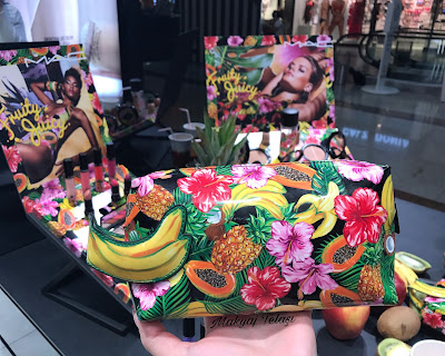 mac fruity juicy makyaj çantası