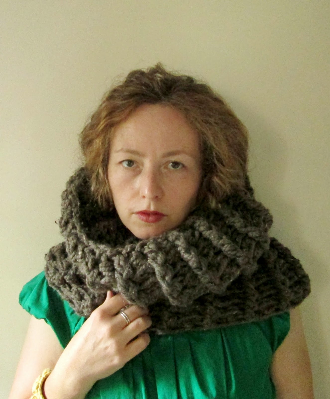 Polly Foo Foo Sassenach Claire Outlander Crochet Cowl