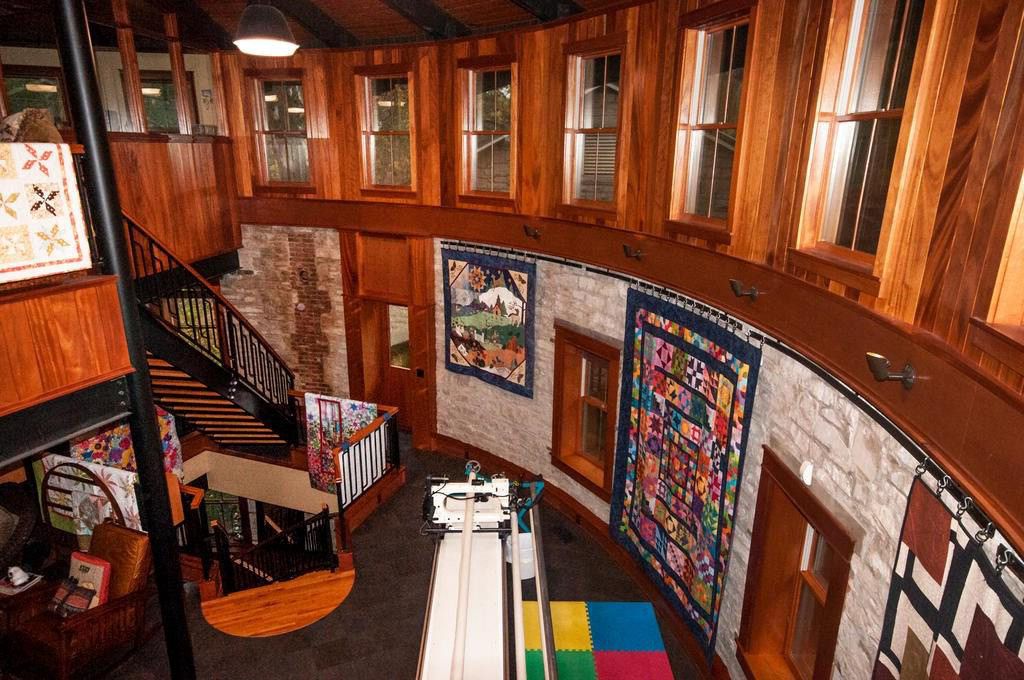 Sweet House Dreams 1892 Roundhouse in Eureka Springs, Arkansas