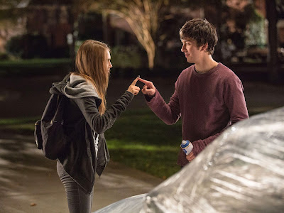 Paper Towns starring Cara Delevingne and Nat Wolff