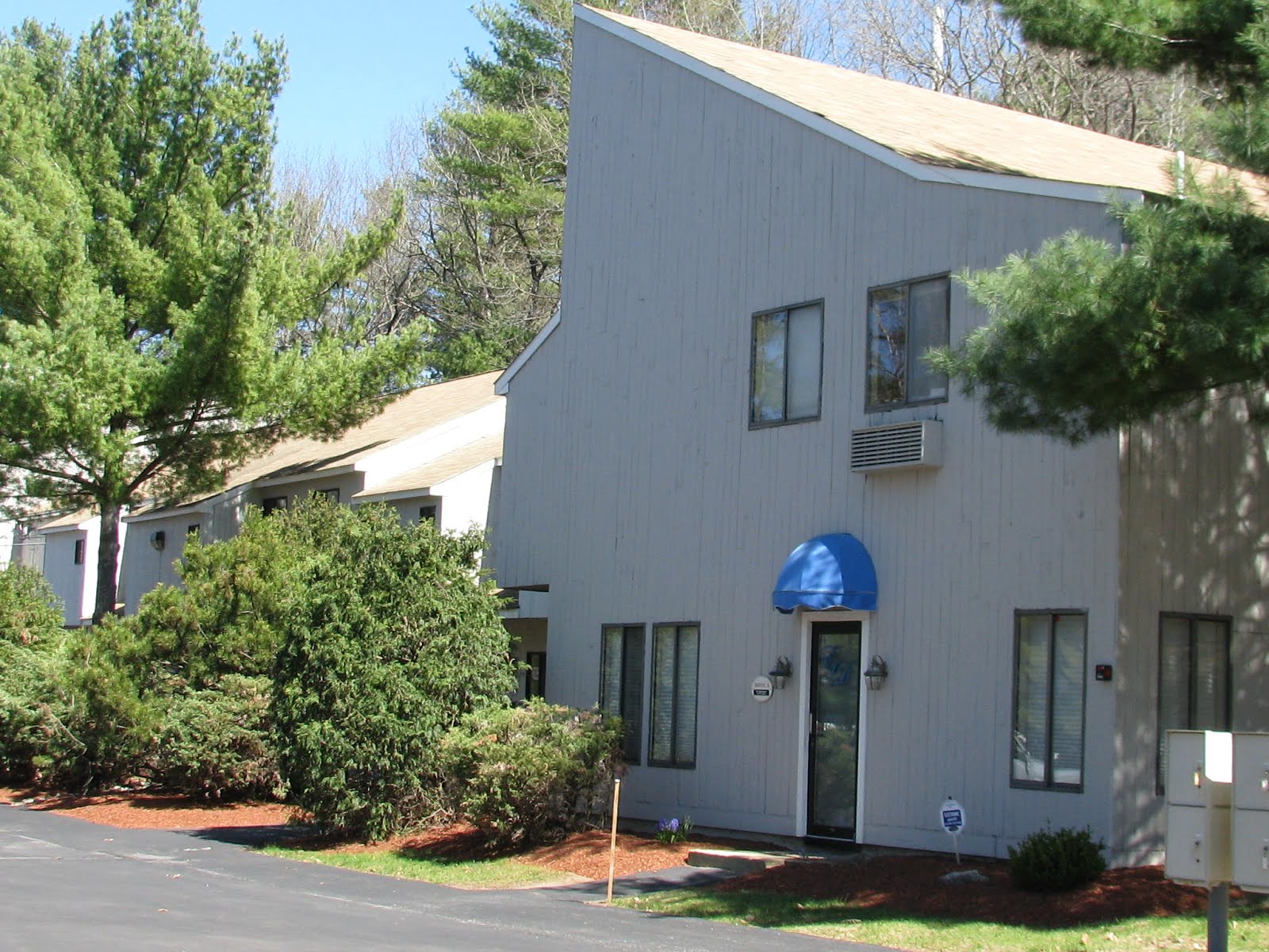 NAI Norwood Group Blog Investors Buying Office Space in Bedford NH