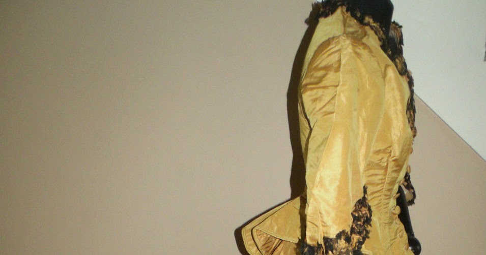 All The Pretty Dresses: 1870's Bustle Era Dress