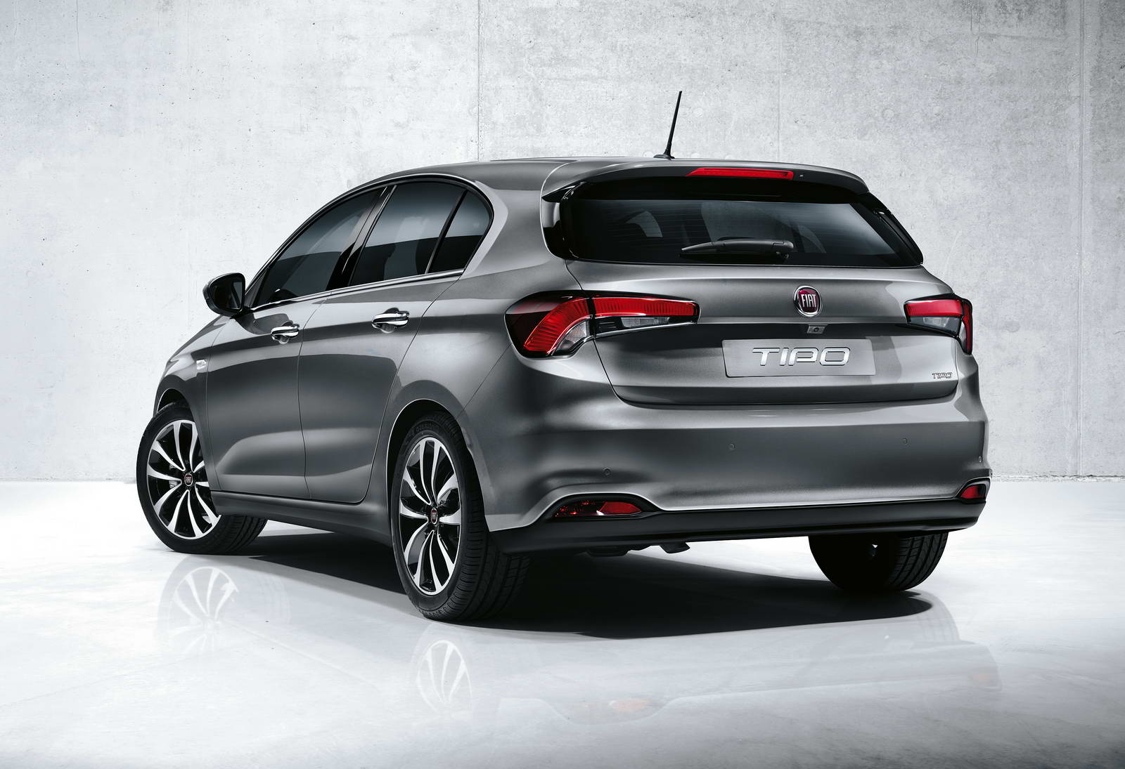 2016 - [Fiat] Tipo 5 portes & SW - Page 10 Fiat_tipo_5-door_1