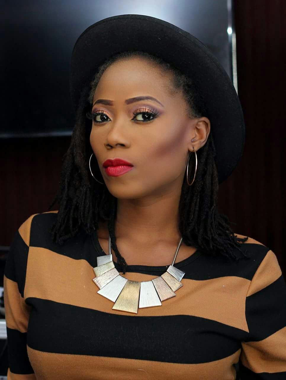 Tosyn Bucknor's Blog Does Red Lipstick make you look Older?