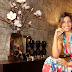 Andreia Rodrigues decotada em ensaio elegante
