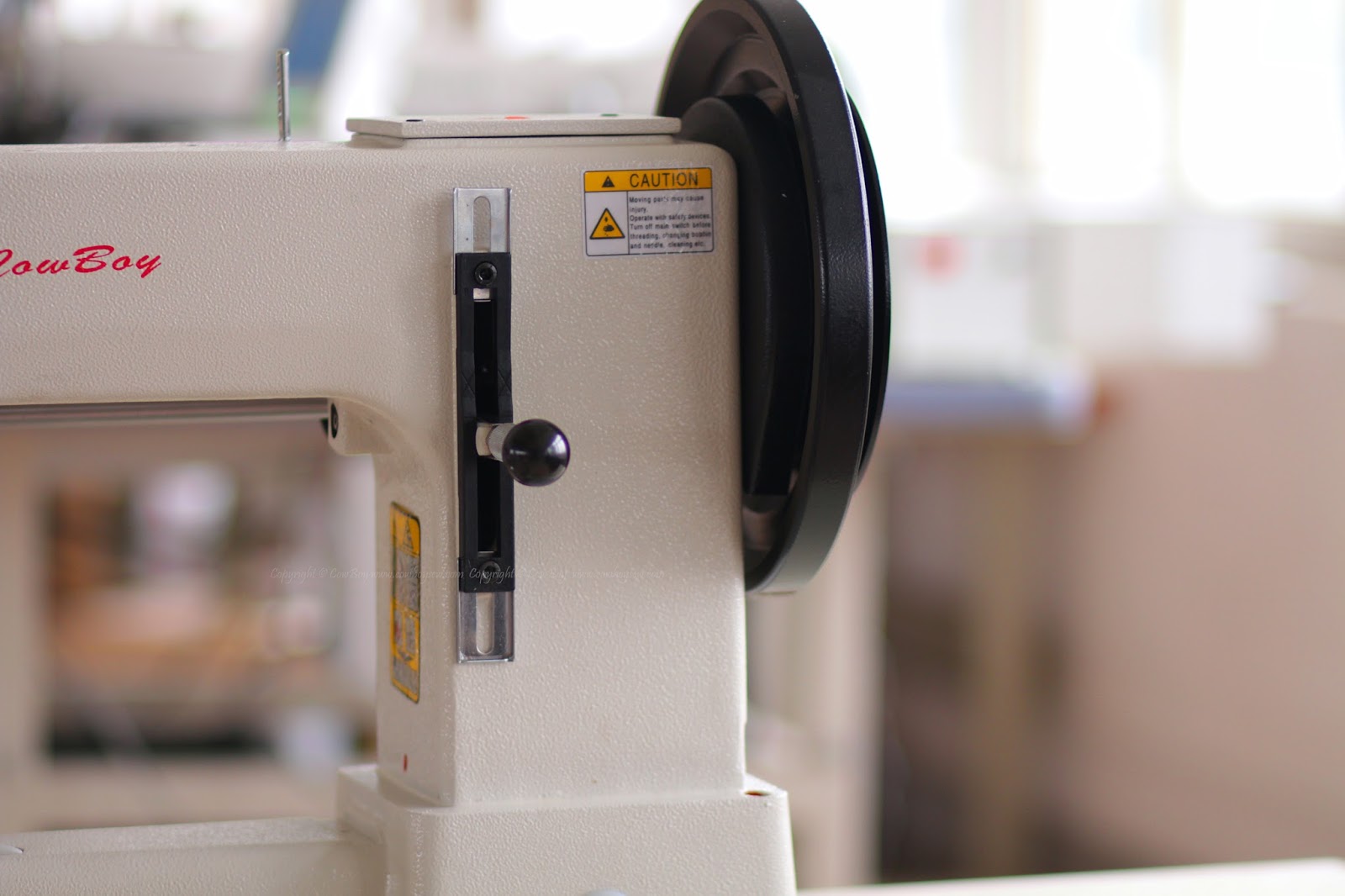 Heavy duty industrial sewing machines 205370 premium leather sewing