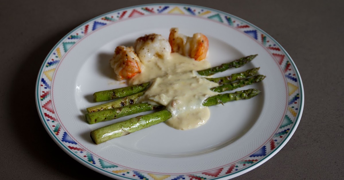thehungrytiger Lobster medallions with Asparagus