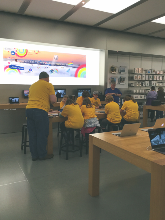 Did you Know the Apple Store offers classes for school age kids