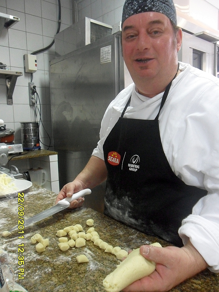 Chef ensina a fazer nhoque de batatas caseiro bem leve e saboroso; aprenda, Culinaria 013