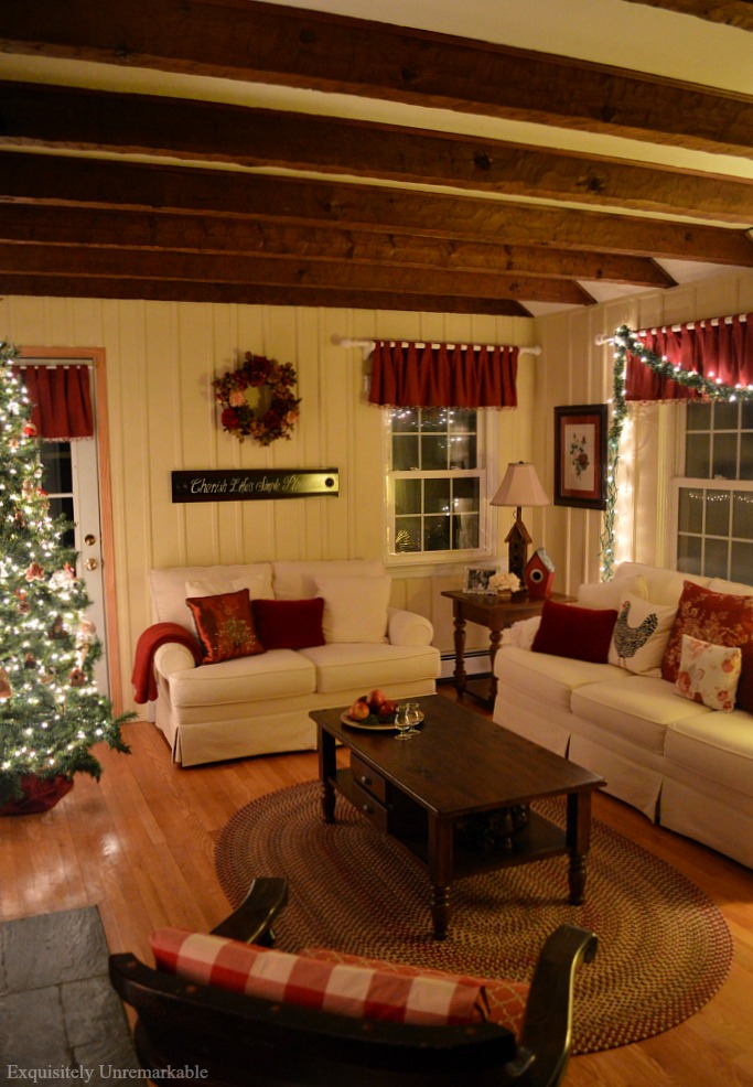 A Cottage Style Christmas Exquisitely Unremarkable