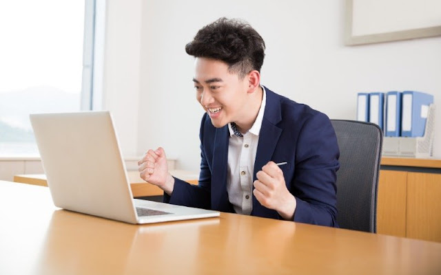 Ingin Cari Uang di Internet Hanya dengan Smartphone? Kamu Harus Punya Aplikasi Ini Ingin Cari Uang di Internet Hanya dengan Smartphone? Kamu Harus Punya Aplikasi Ini