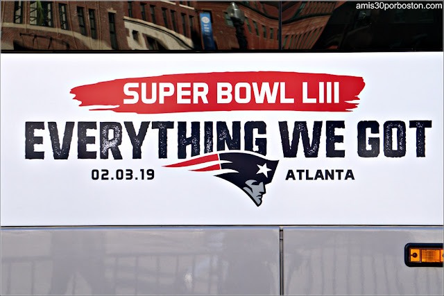 Eslogan en el Desfile de los Patriots por la Celebración de la Super Bowl LIII