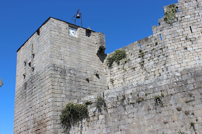 En el castillo de Castro Caldelas en Orense 