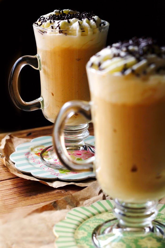 Copas de mascarpone, café y Baileys