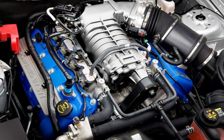 2011-ford-shelby-GT500-engine-top-down-view.jpg
