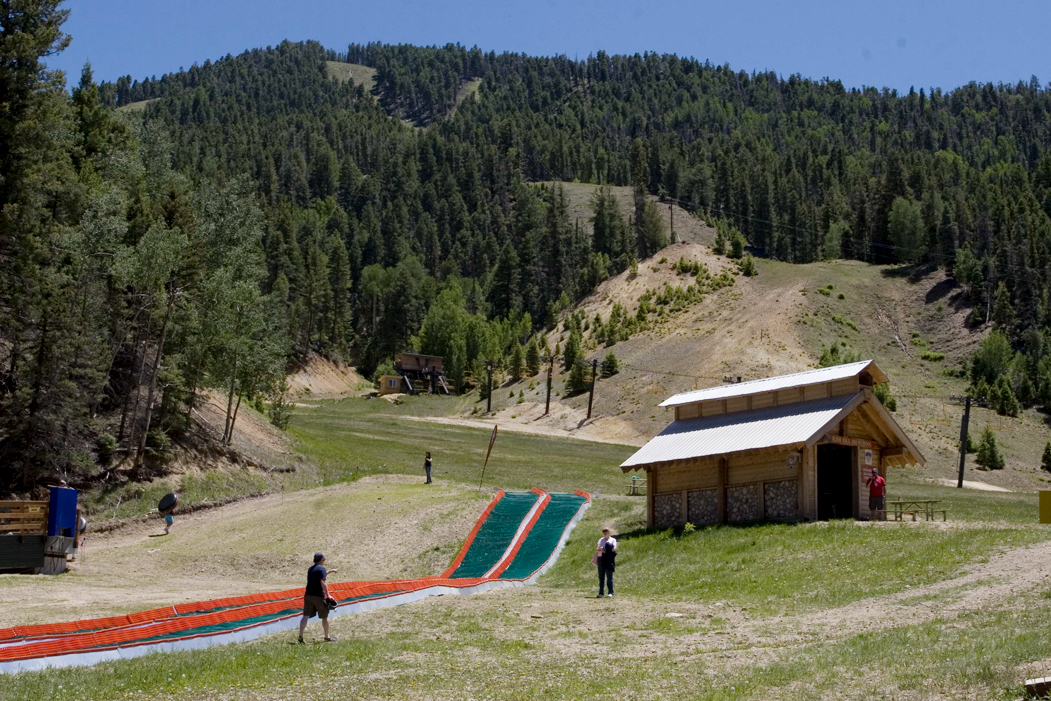 Travelin' Jack's Dog Blog SUMMER TUBING.....FOR DOGS OR NOT FOR DOGS