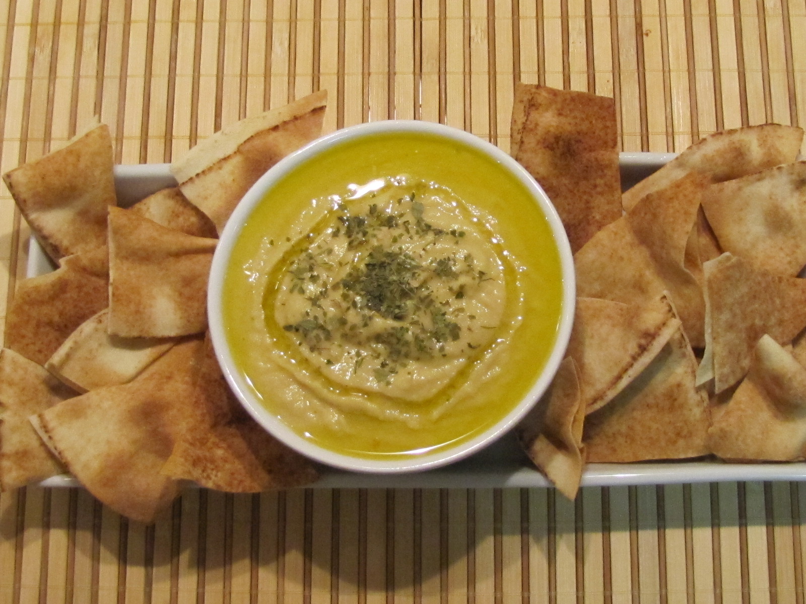 alecrim-trip-gourmet-homus-de-alho