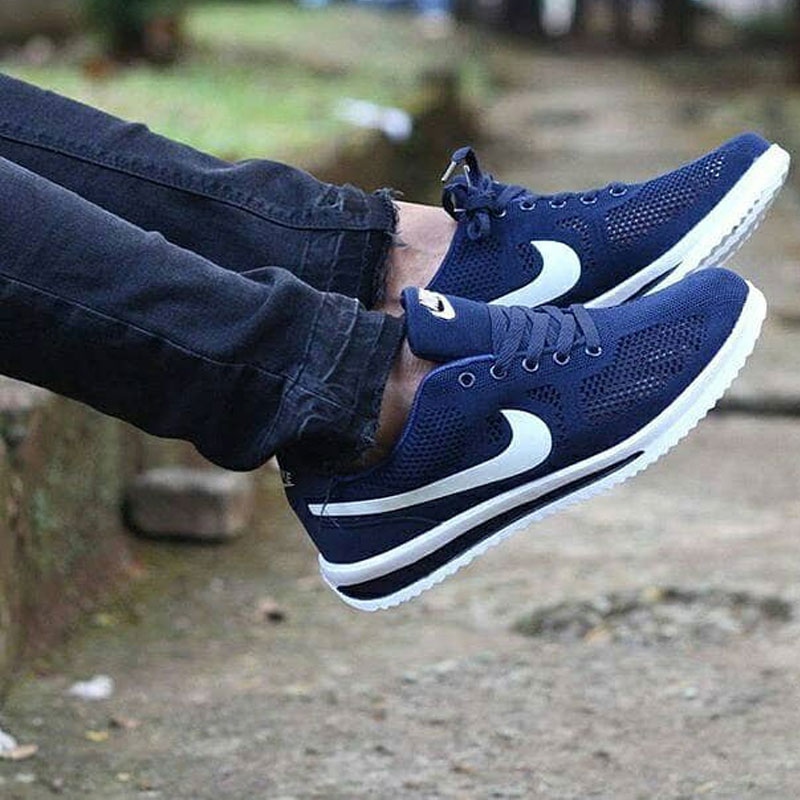 ootd sepatu nike cortez