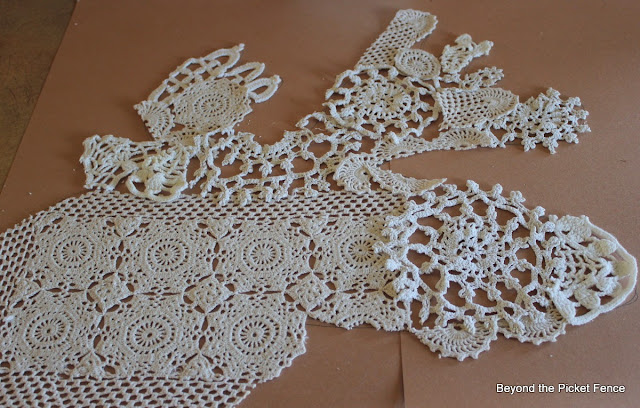 12 days of Christmas Merry Chrismoose http://bec4-beyondthepicketfence.blogspot.com/