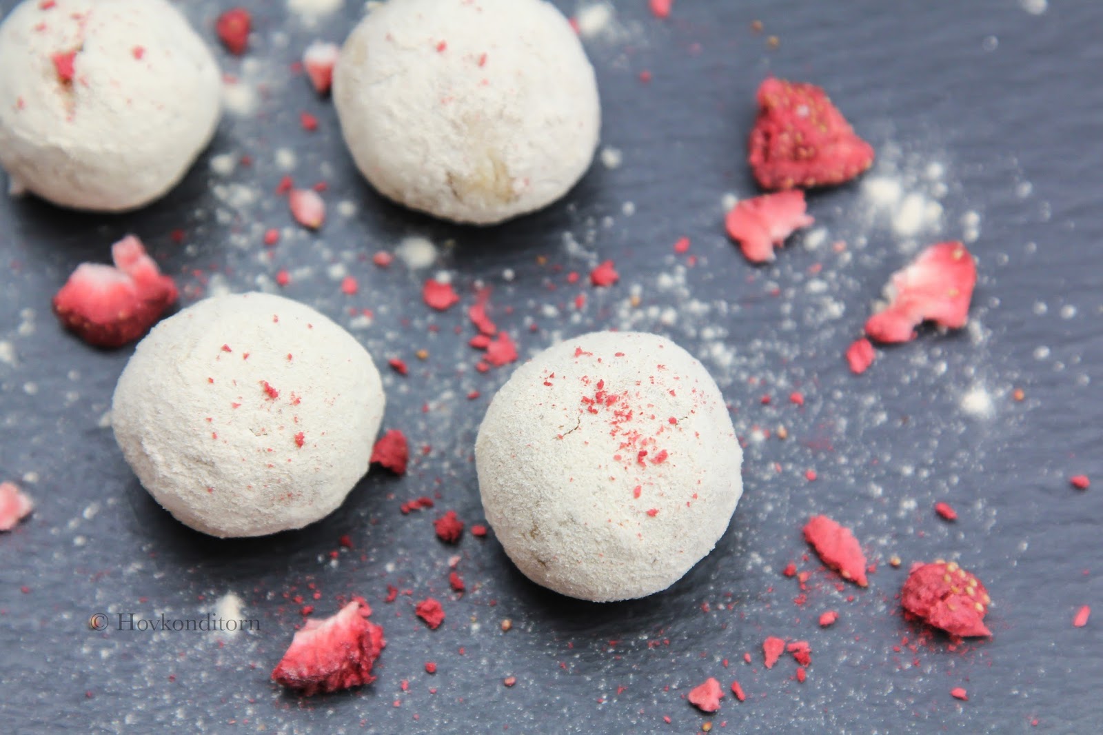 Lucuma Vanilla Protein Bliss Balls