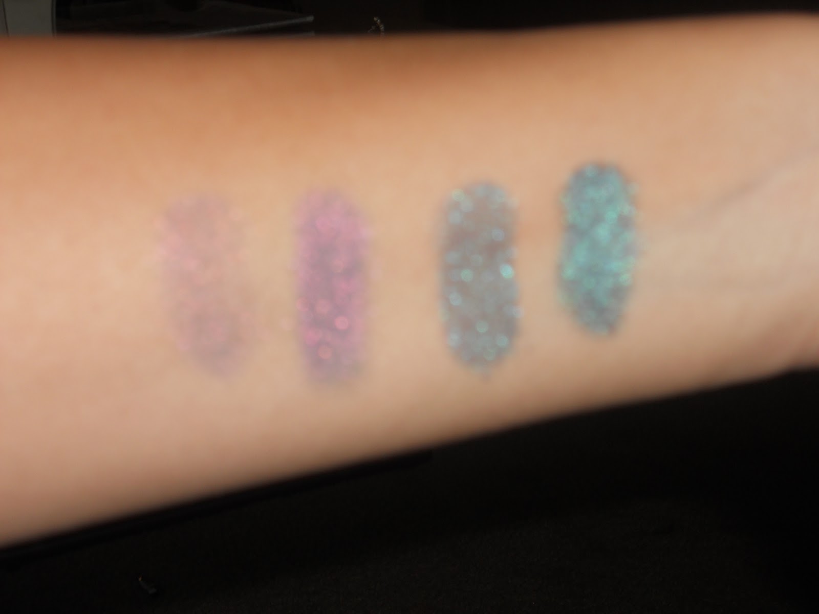 The Powder Room Bare Minerals Loose Eyeshadow Swatches and Review!