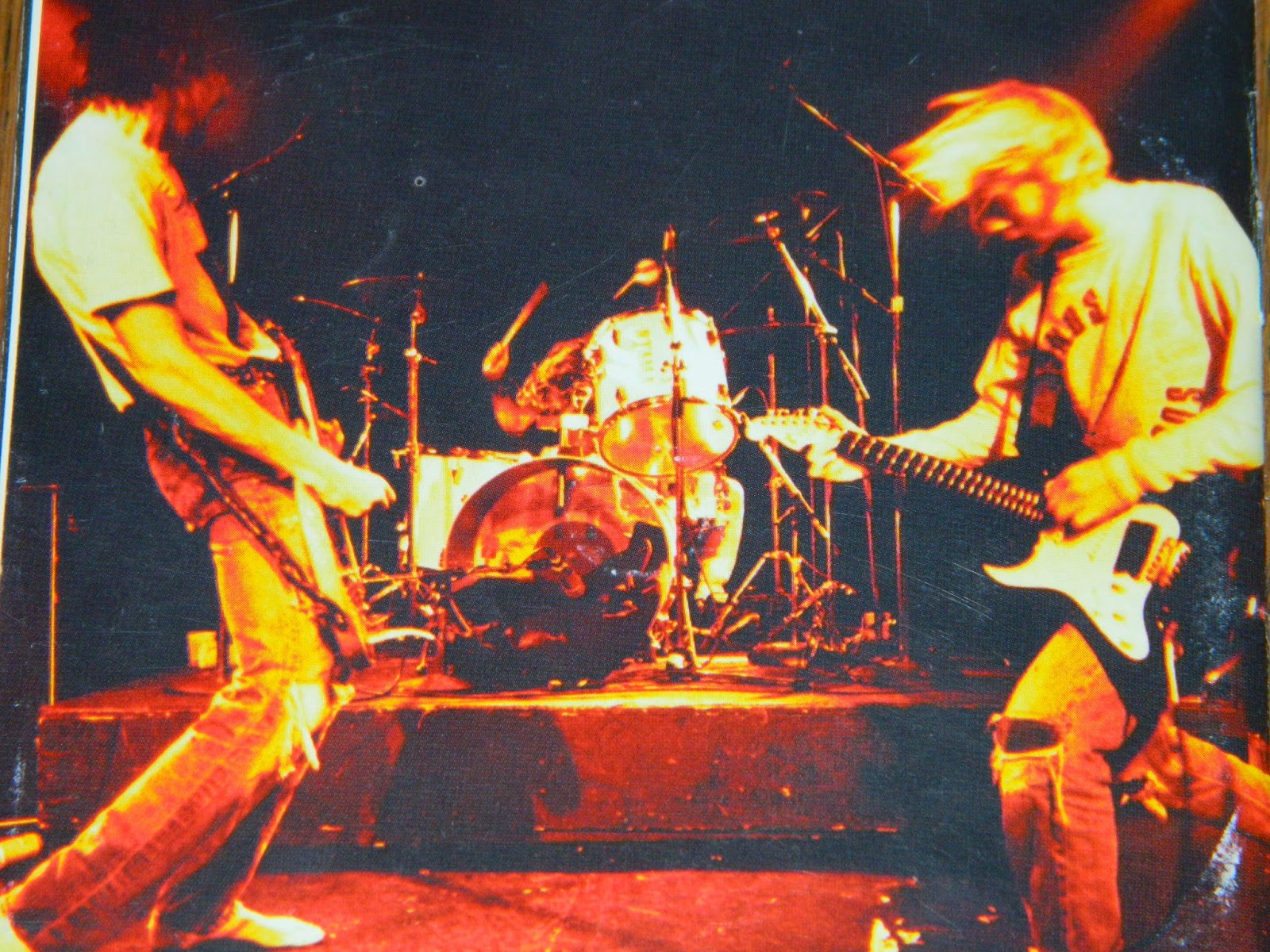 Mis Discos 1996 Nirvana From the Muddy Banks of the Wishkah Mis Discos 1996 Nirvana From the Muddy Banks of the Wishkah