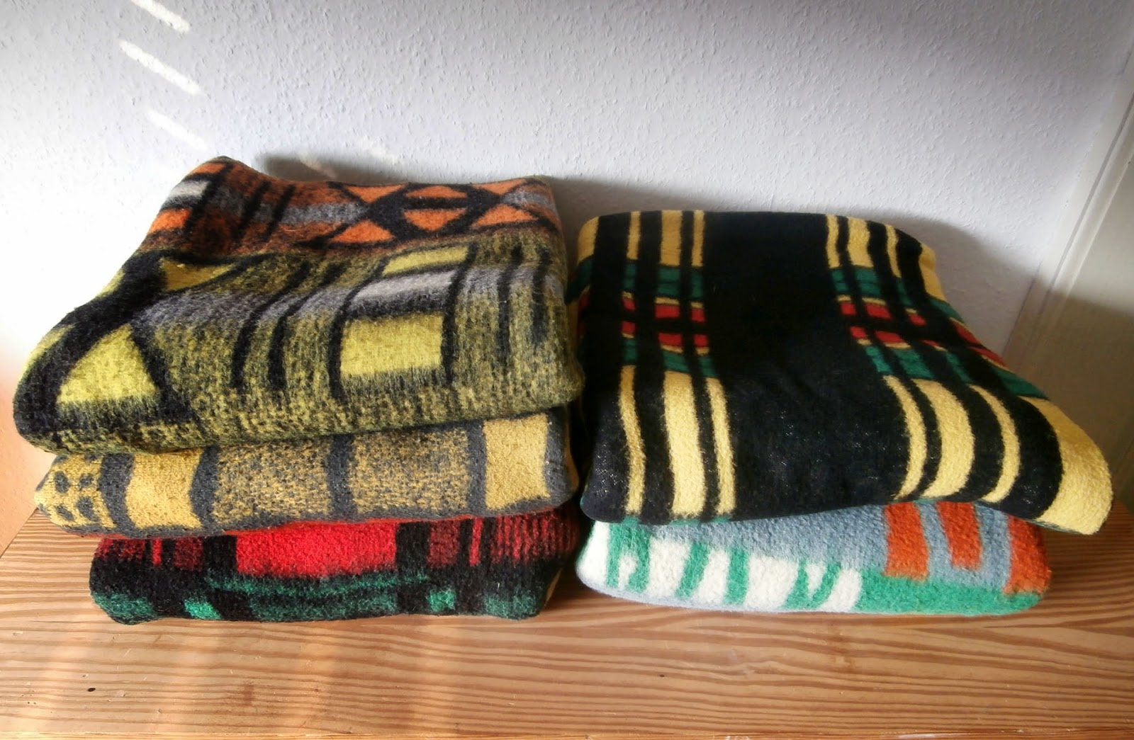 Vintage Retro Blankets Museum Blankets from the '50s, '60s and '70s