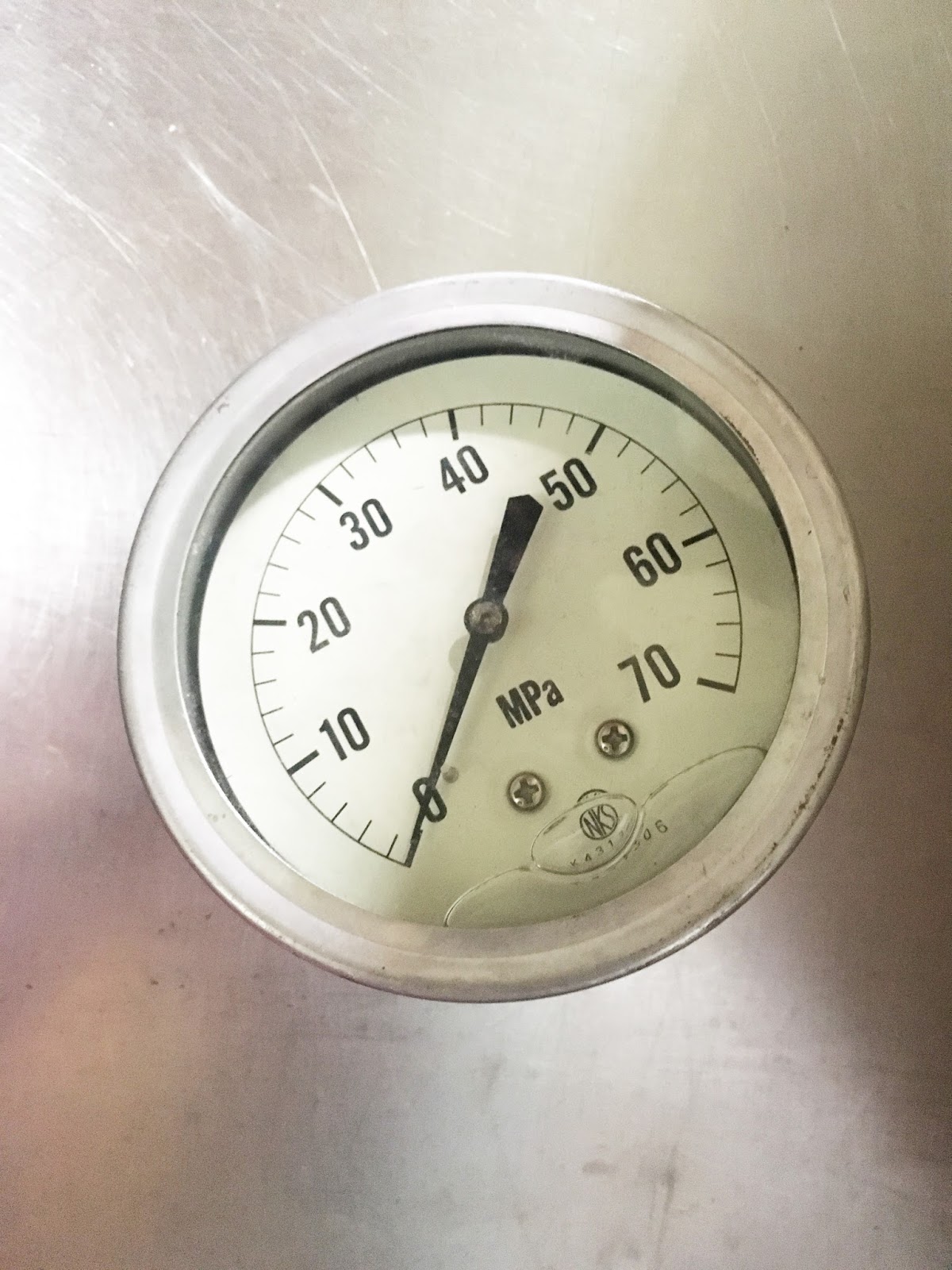 Products: Oil gauge