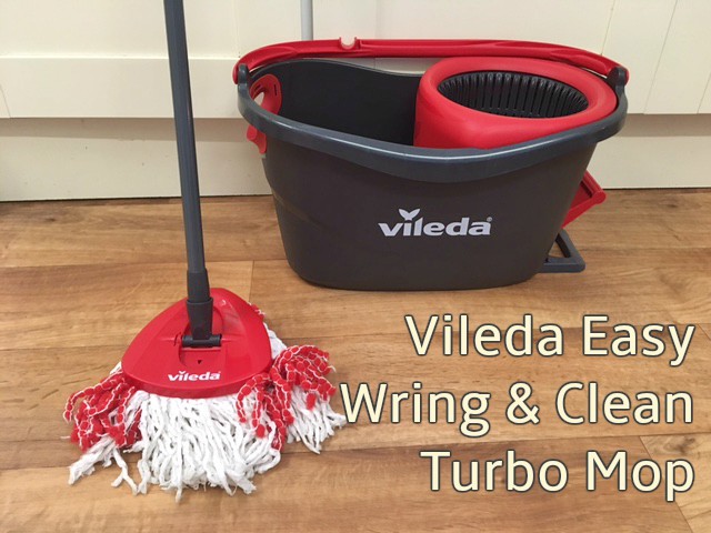Vileda UK - An HONEST REVIEW of our Vileda Turbo Spin Mop and Bucket 🙌 ⬇️  This mop is now going to be my new obsession!!Super easy to use, streak  free, left