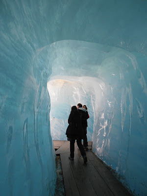 Interior del glaciar del Ródano, Suiza