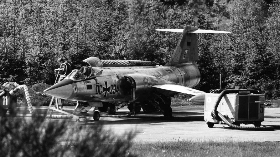 Homemade Caesar Salad Dressing Perfect For An Ital