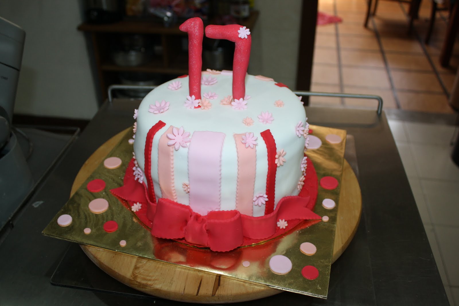Cek Mek Zue Sweet 17 Birthday Cake cek-mek-zue-sweet-17-birthday-cake