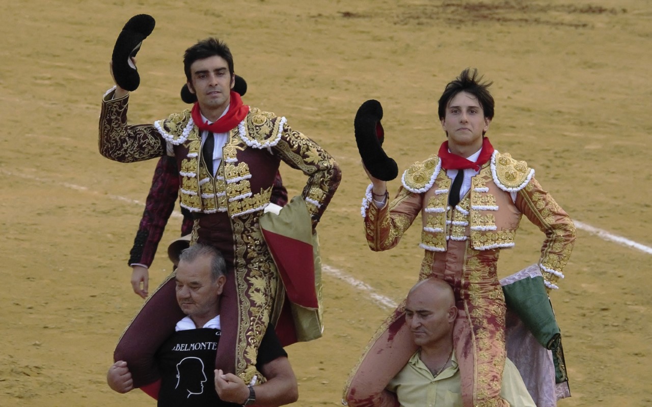 Perú Taurino: UN NUEVO TRIUNFO DE ANDRÉS ROCA REY EN ALFARO (ESPAÑA)