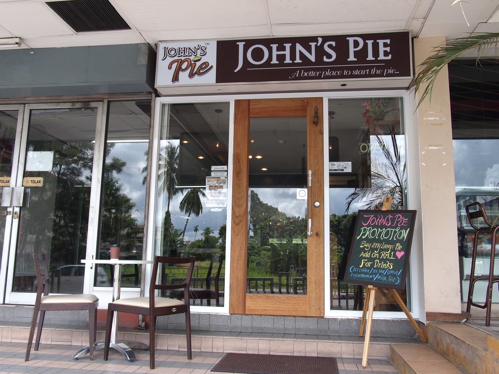 Eating in Kuching 2012 John's Pie