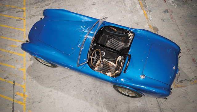 シェルビー・コブラの第一号車、米国製の自動車として史上最高額の約14億円で落札！