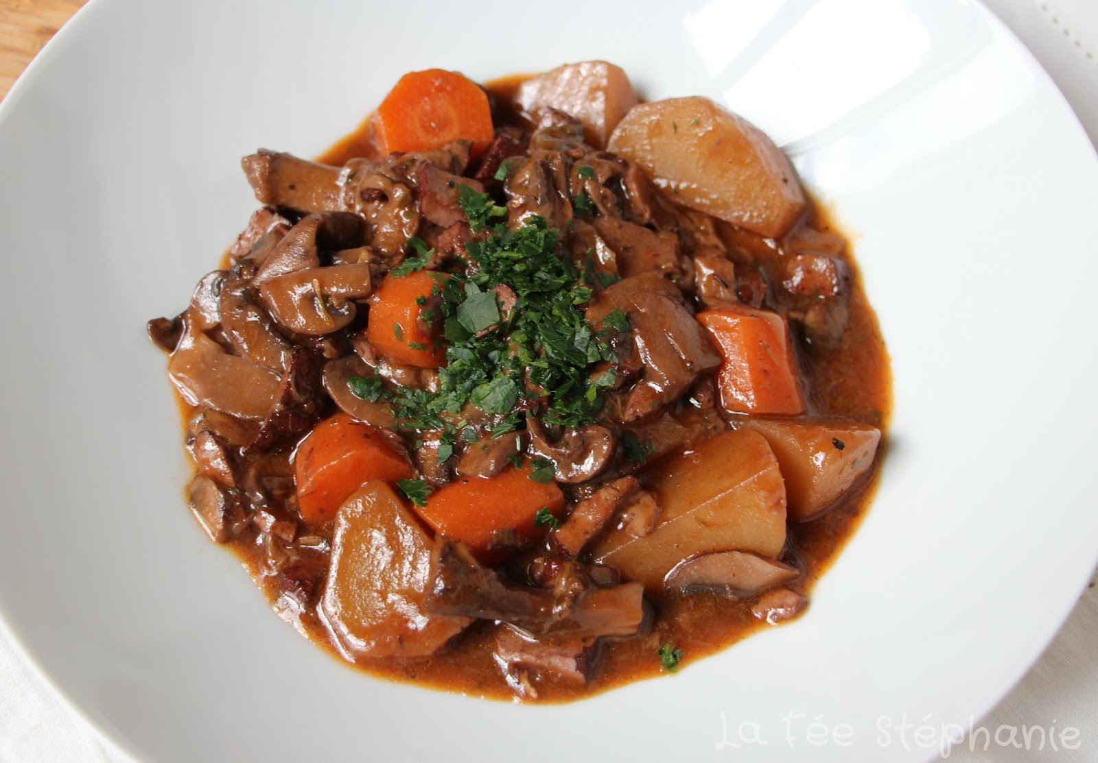 Champignons A La Bourguignonne Une Recette Vegan Surprenante Et