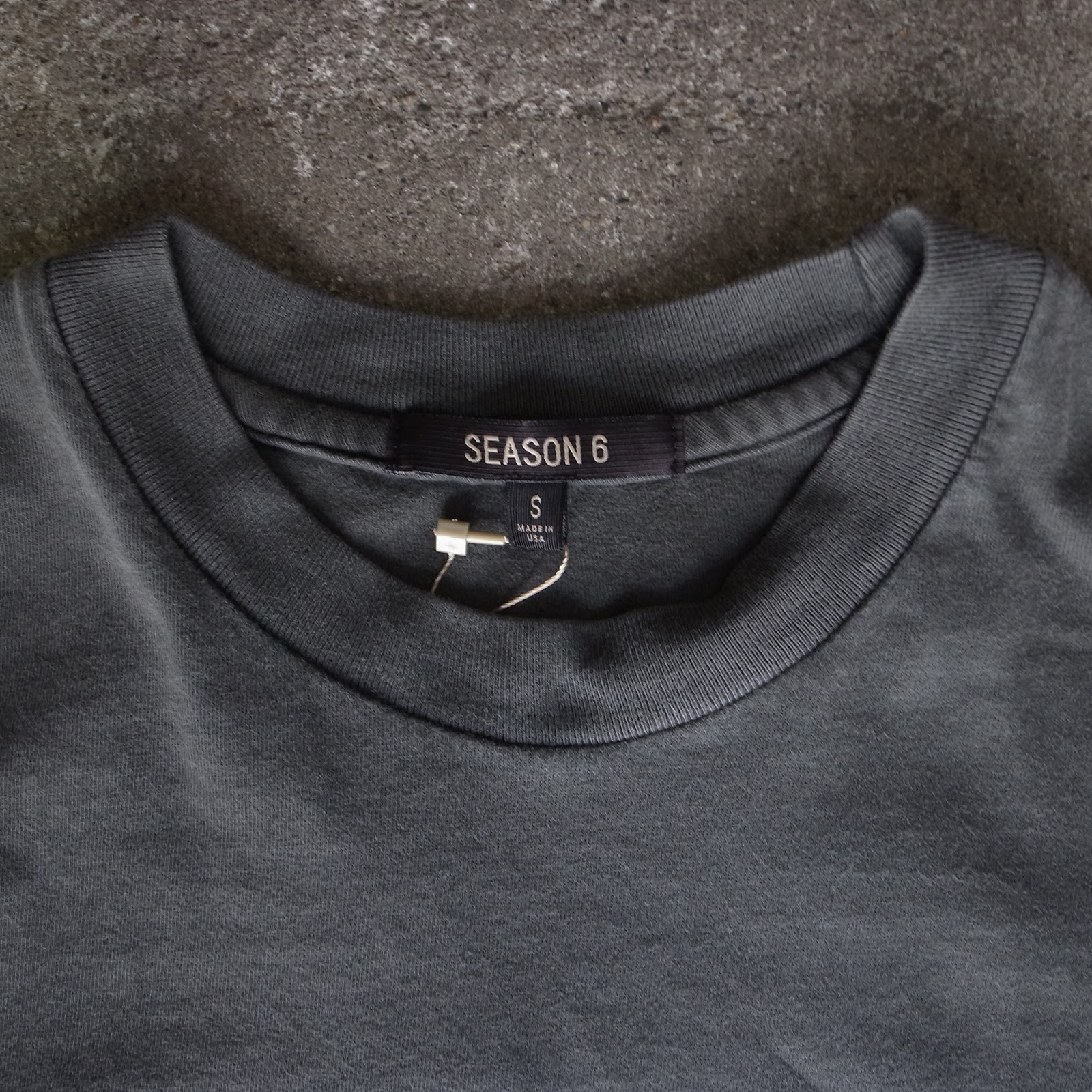 yeezy season 6 classic tee core