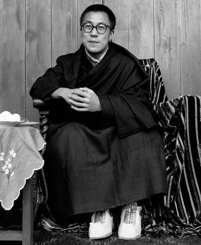 30 Pictures Of World Leaders In Their Youth That Will Leave You Speechless - Young 14th Dalai Lama