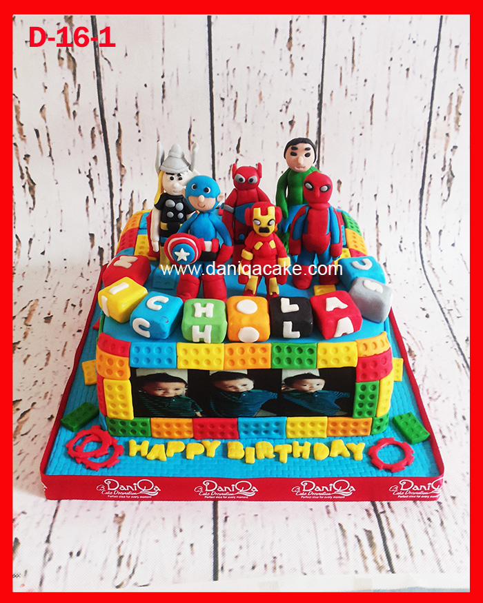 DaniQa Cake and Snack Kue Ulang Tahun Lego Avengers