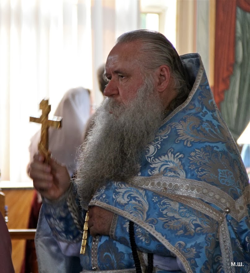 Архимандрит иов гумеров фото. Свещенн ки валоамского монастырч. Священник беседует. Духовник православие. Священнослужители валаамского монастыря.