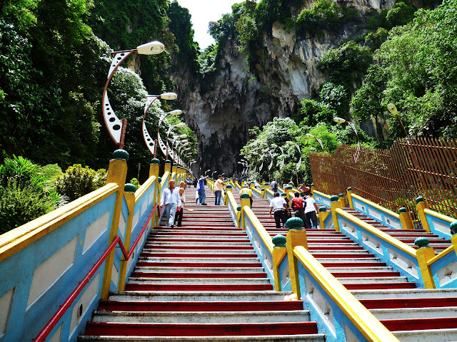 batu caves steps