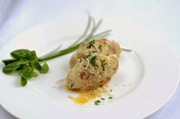 Die Südtiroler Küche: Südtiroler Apfelstrudel Die Südtiroler Küche: Südtiroler Apfelstrudel