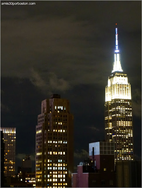 Vistas Nocturnas desde la Terraza del DoubleTree by Hilton Hotel New York Times Square West