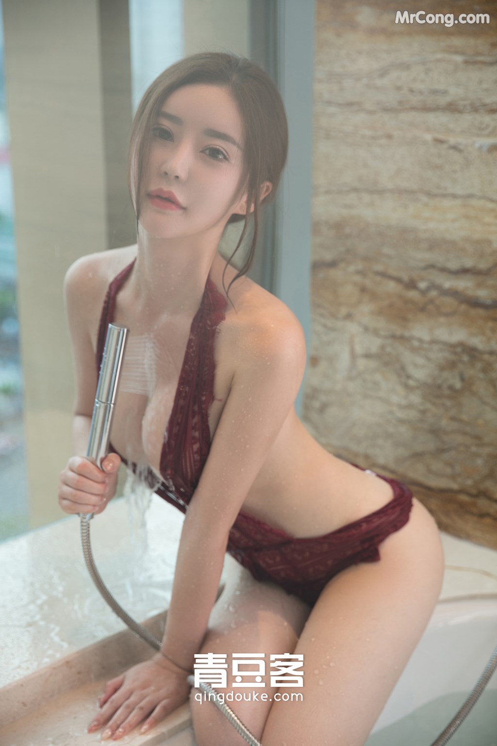QingDouKe 2017-11-12: Model Tong Man (佟 蔓) (50 photos) photo 2-12